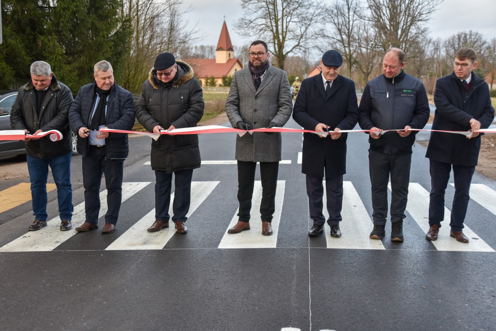 Najbardziej strategiczna droga i największa inwestycja drogowa w powiecie uroczyście otwarta.